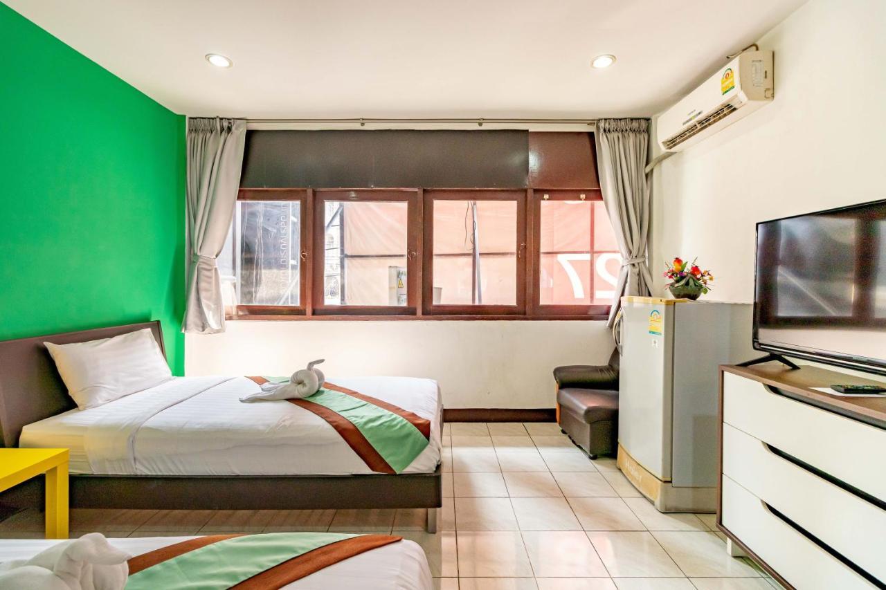 Twin Room Shower
