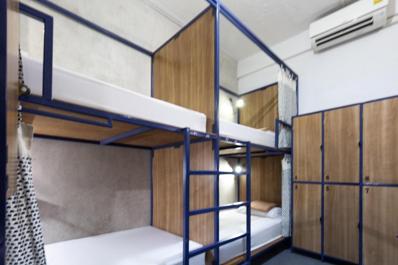 Bed 8-Bed Mixed Dormitory Room