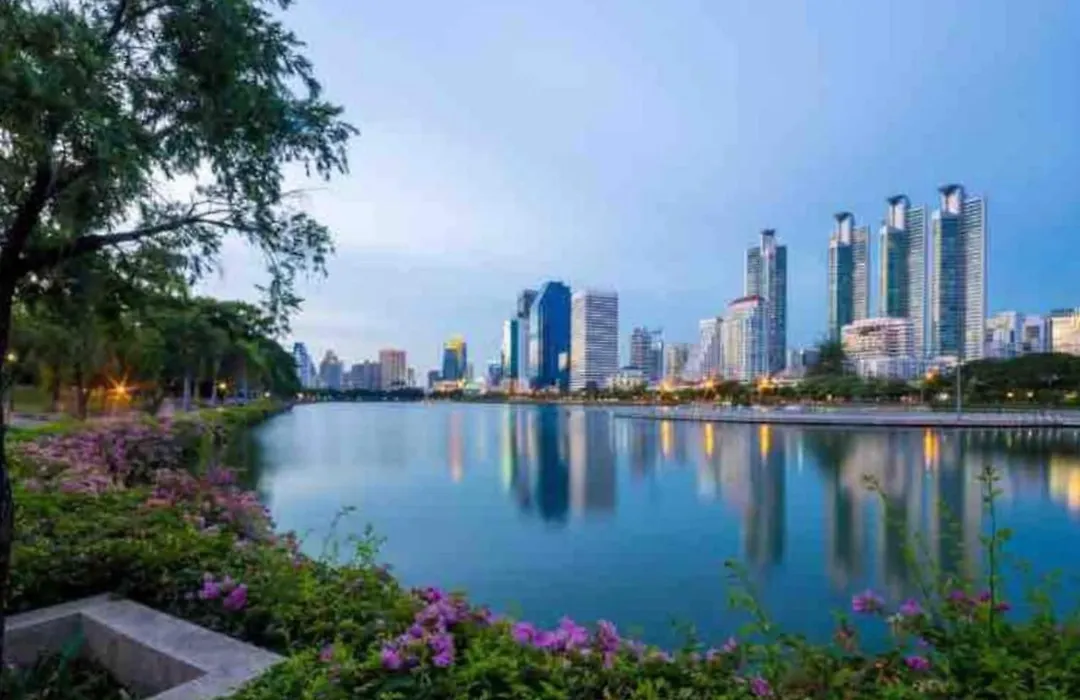 2 King Beds,Free Wi-Fi,Netflix, Bts Asok, Sukhumvit-1