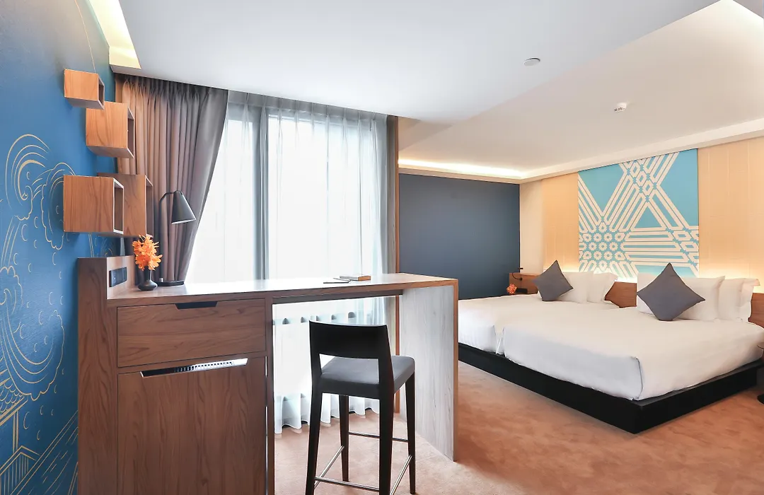Rakyim Siam - Sukhumvit 15-1