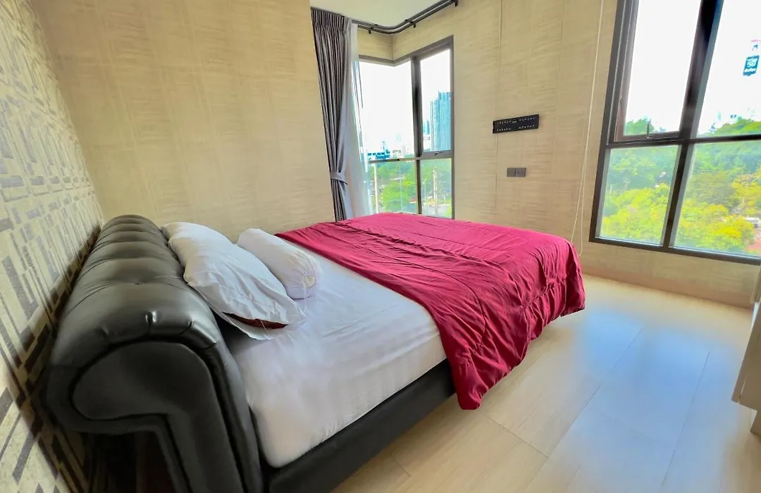 2Bedroom Condo In Heart Of Bangkok-1