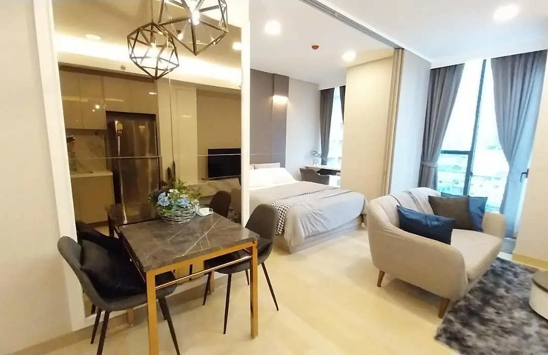 Luxury Apartment Queen Sirikit Asok Termianl 21-1