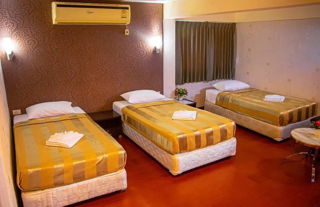 Visiting Card Hotel & Resort-1