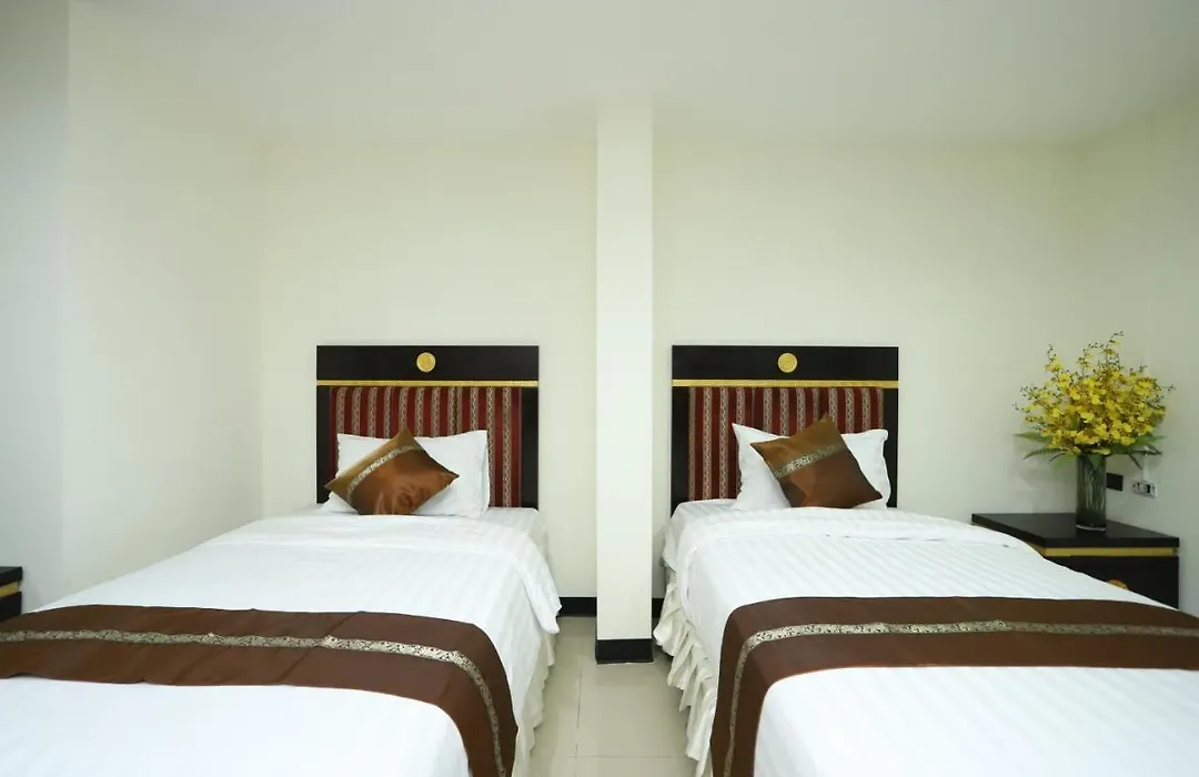 Lucky Palace Hotel-1
