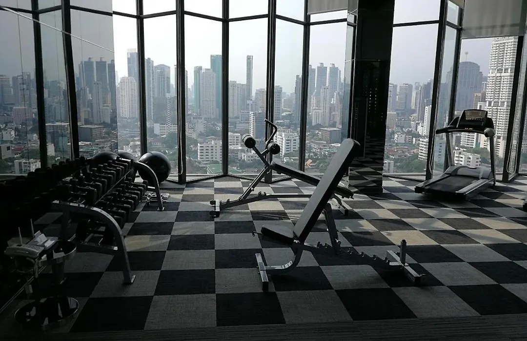 Super Luxury Condo-1
