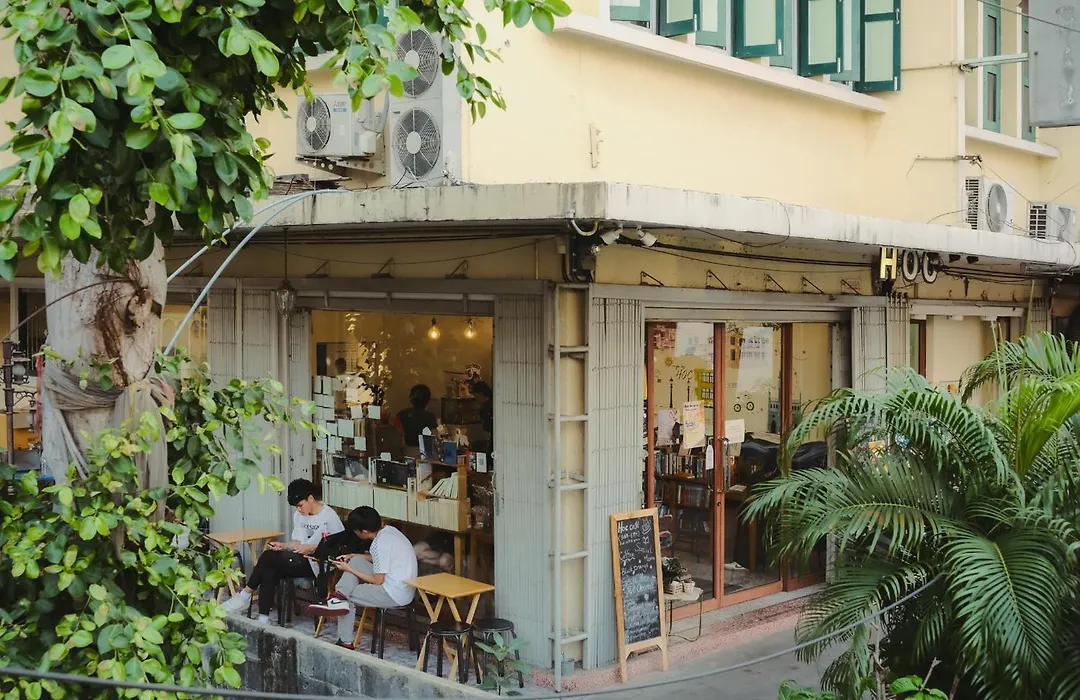 77 Old Town-1