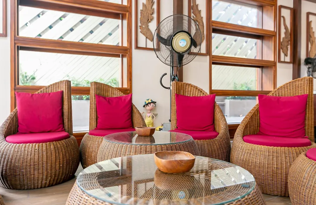 A Room Bangkok Sathorn-1