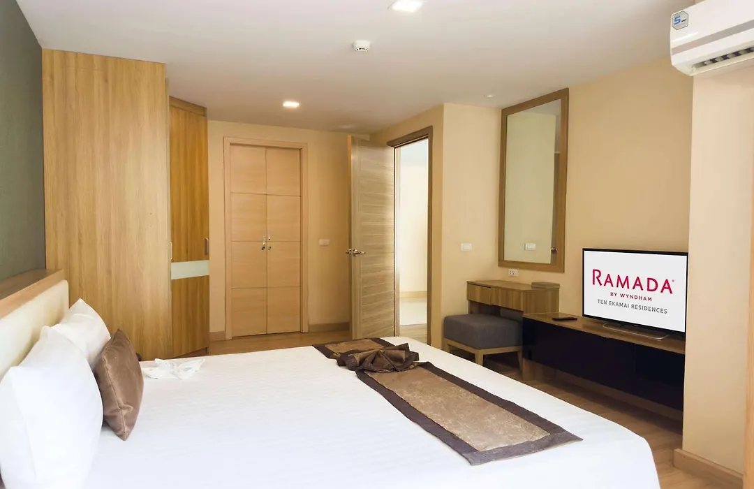 Ramada Tenn Ekamai-1