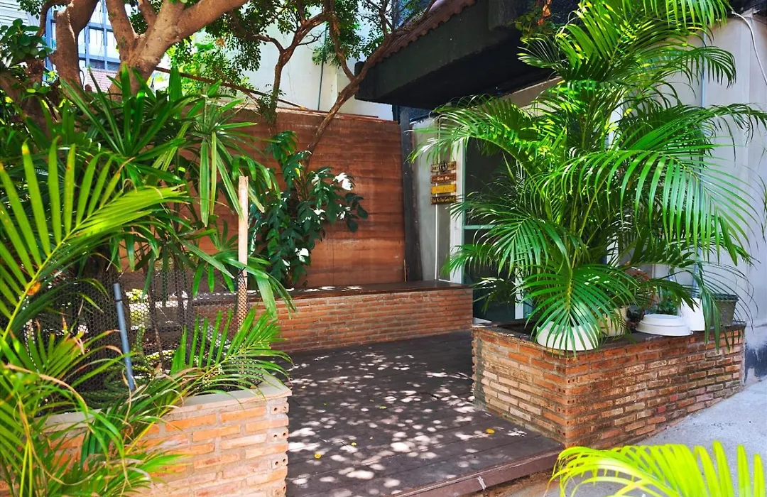 Homey Stay And Cafe By Hematoa-1