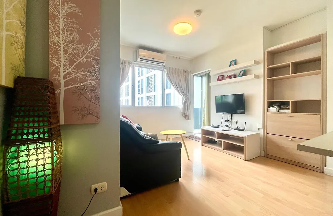 1Br Condo 5 Min To Bts 1000Mbps Fiber Wi-Fi Great Location-1
