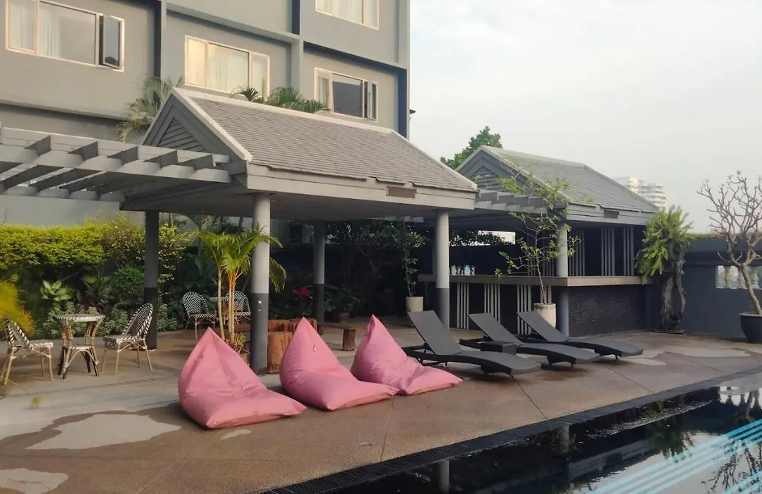 Witz Bangkok Ramkhamhaeng-1