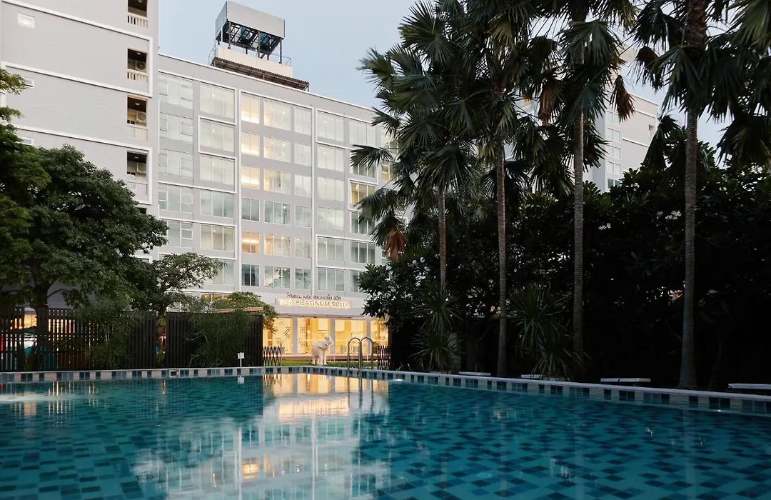Sunday Platinum Suites-1