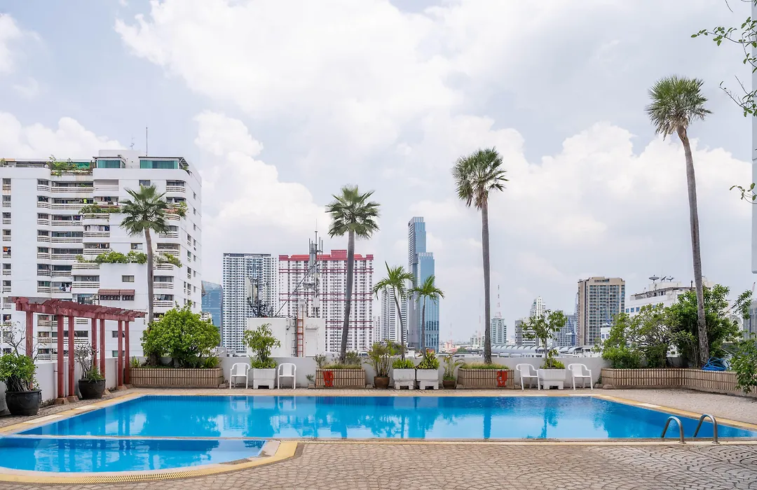Baiyoke Suite Hotel-1