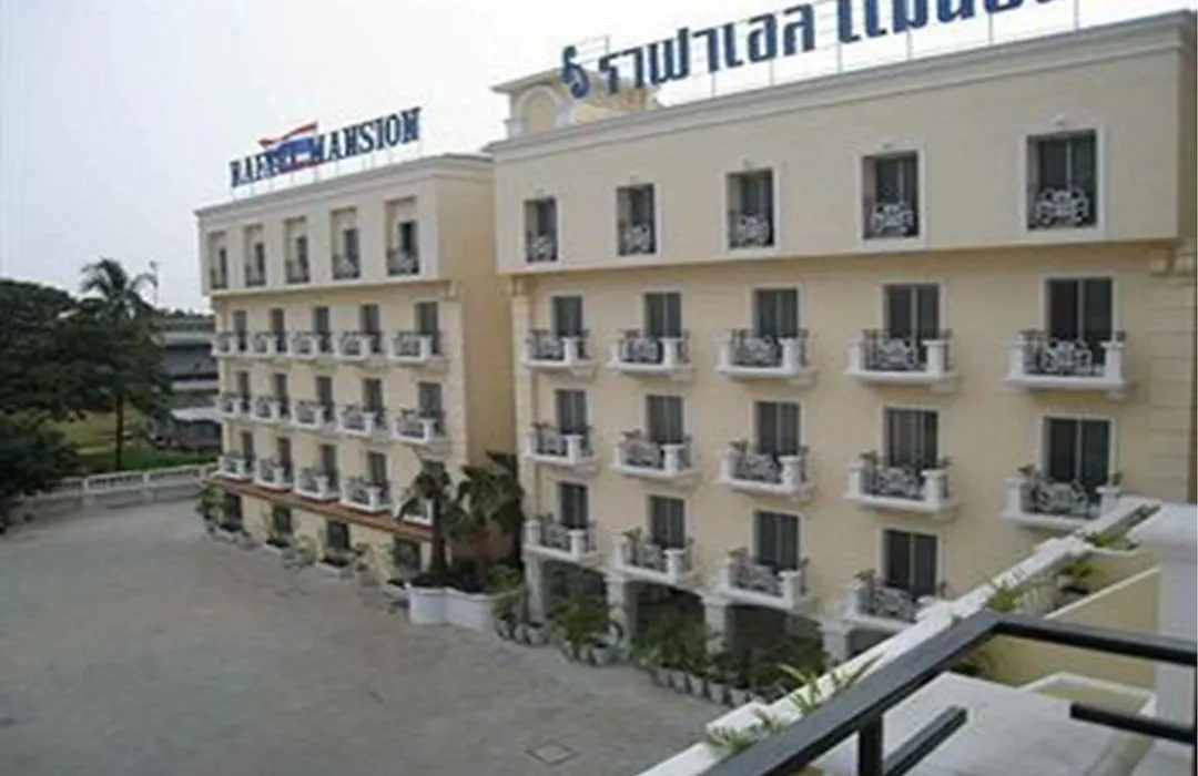 Rafael Hotel And Mansion Bangkok-1