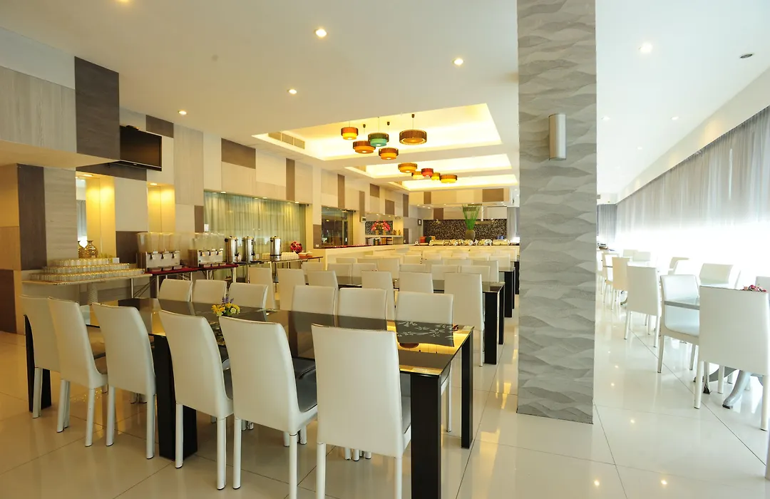 Bangkok Natural Spa Resort And Suite-1