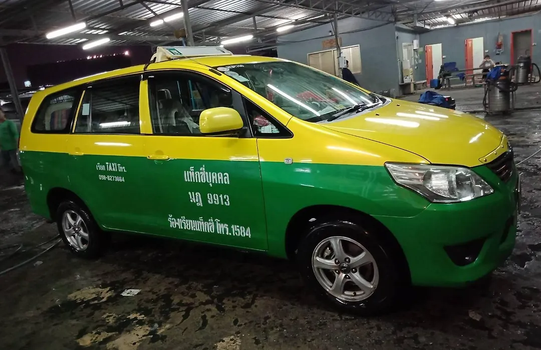 Impact Thunder Dome Service Taxi-1