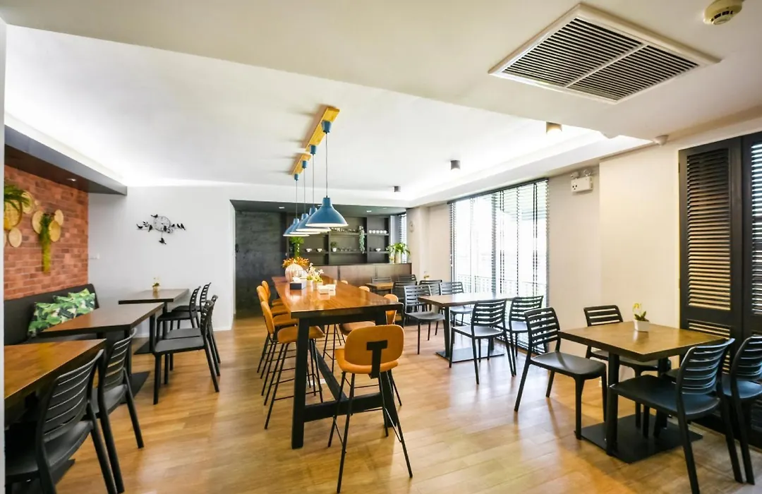 Kitzio House Hotel Huai Kwang-1