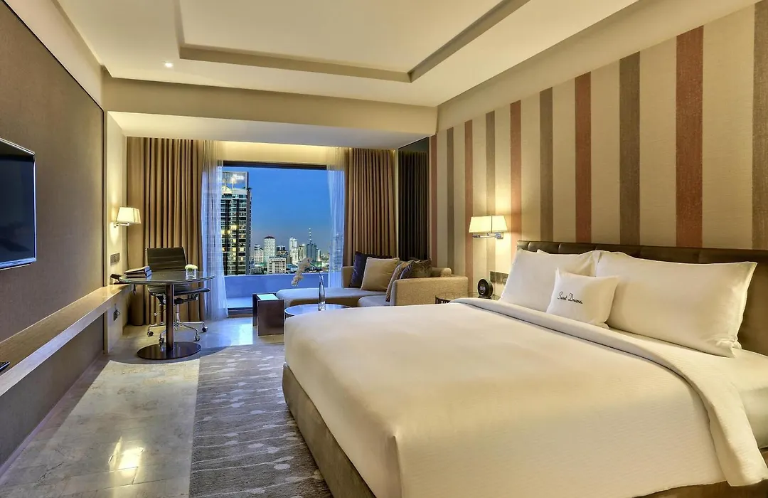 Doubletree By Hilton Sukhumvit Bangkok-1