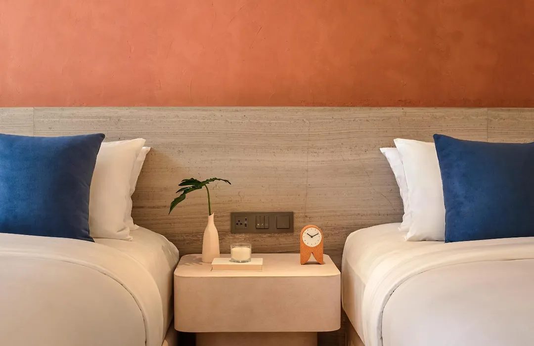 Muang Phol Hotel Bangkok Siam - Newly Renovated-1