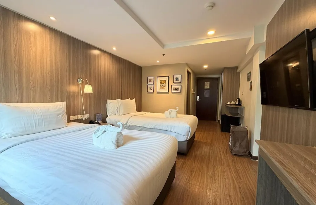 Stayat Bedever Bangkok Hotel-1