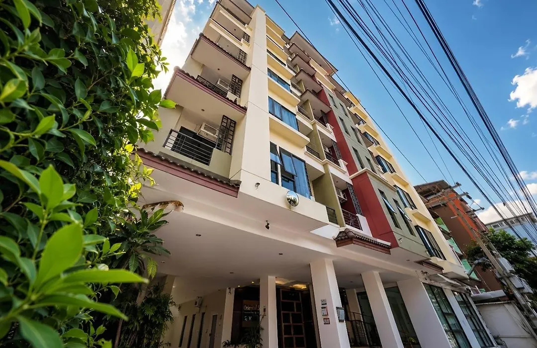 Orienta Suite Ratchada-1