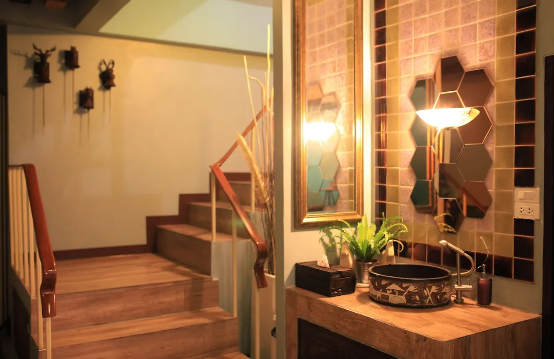 Phaphoom Boutique-1