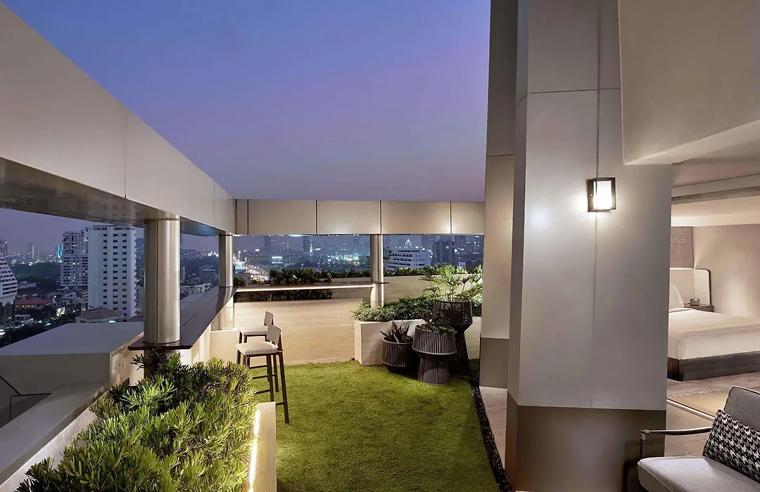 Doubletree By Hilton Bangkok Ploenchit-1