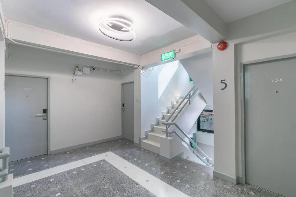 Oyo 818 Suksomboon Residence-1