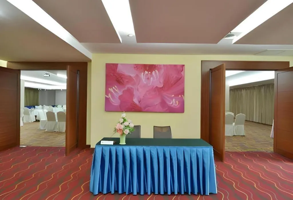 Hip Hotel Bangkok-1