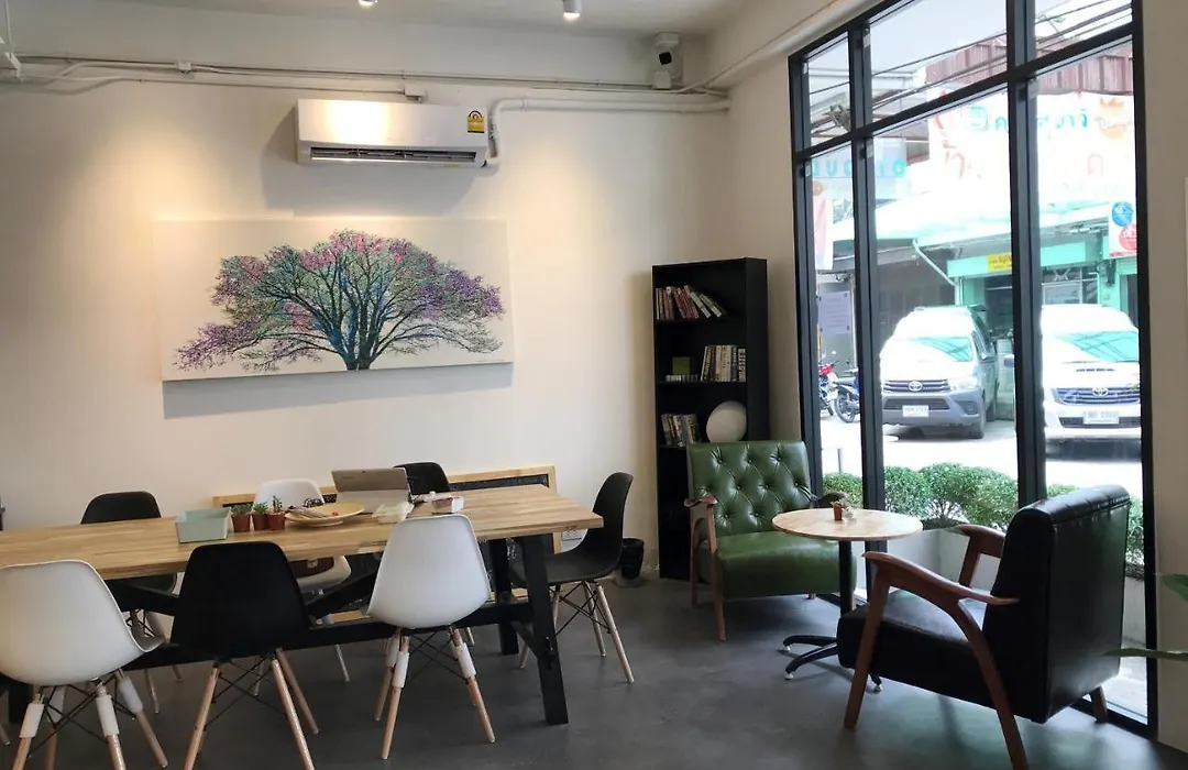 Folk Poshtel Asok-1