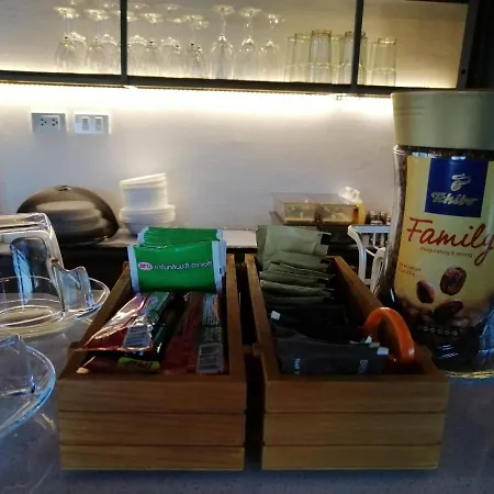 Uhu Bangkok-2