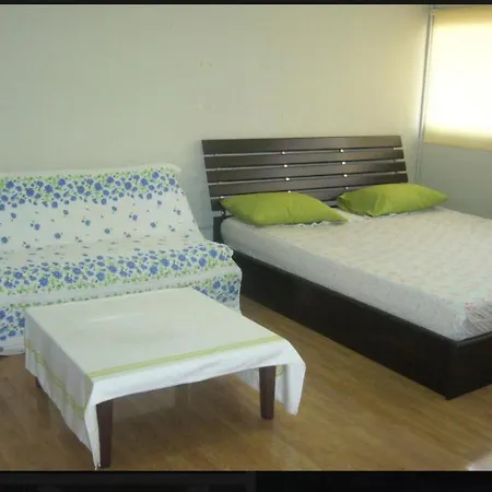 Thailand Taxiapartment Hostel, Air Conditioning And Free Wifi-3