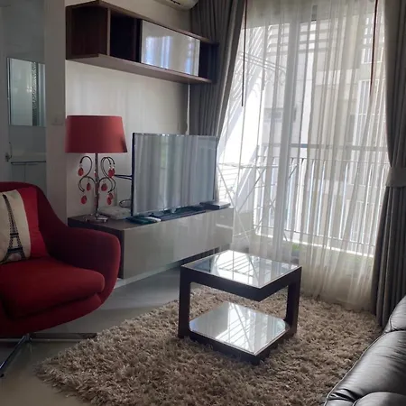 Cosy 2 Bedroom Condo On Sukhumvit, Bts Phra Khanong-2