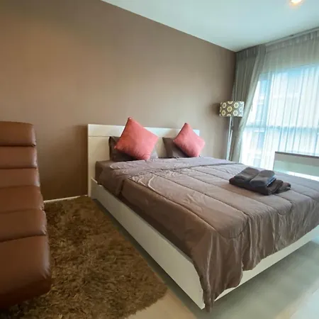 Cosy 2 Bedroom Condo On Sukhumvit, Bts Phra Khanong-3