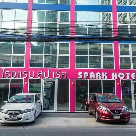 Spark Hotel - Mrt Queen Sirikit - Sha Extra Plus Certified-3