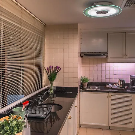 Pantip Suites-3