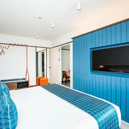 Hotel Amber Sukhumvit 85-2