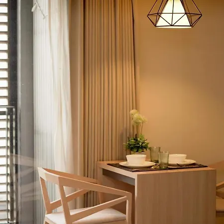 2 King Beds,Free Wi-Fi,Netflix, Bts Asok, Sukhumvit-2