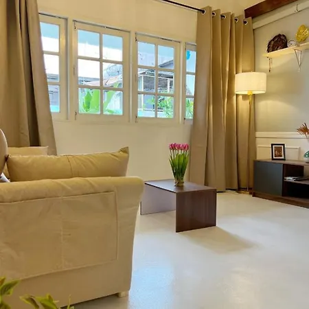 Cozy Chic Silom Townhouse Studio 1-3-2
