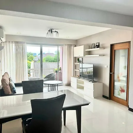 Baan Sabai Rama IV Apartment-3