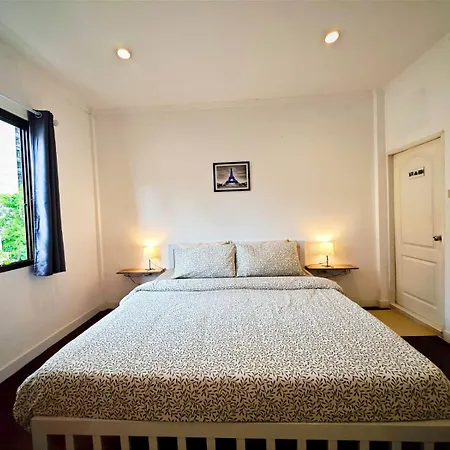 Homey Stay And Cafe By Hematoa-2