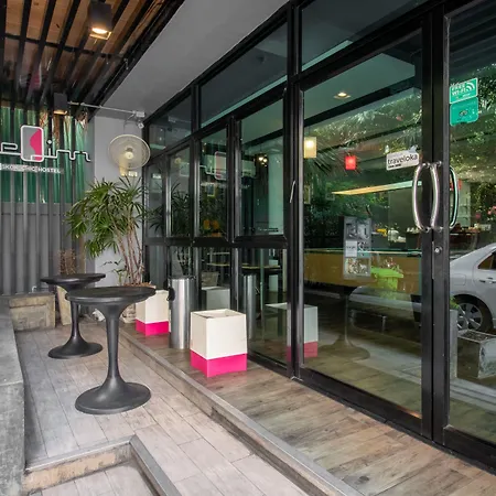 Cheqinn Hostel - Sukhumvit 4 Nana Plaza-3