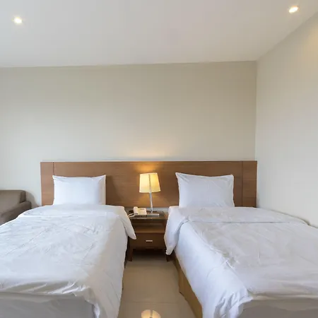 Thomson Hotel Huamark-2