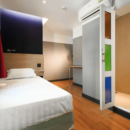 Cloud 9 Lodge-3
