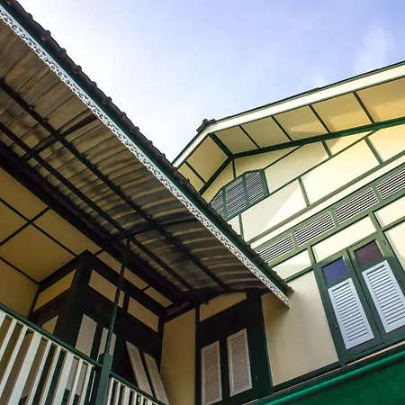 Samsen Sam Place-3