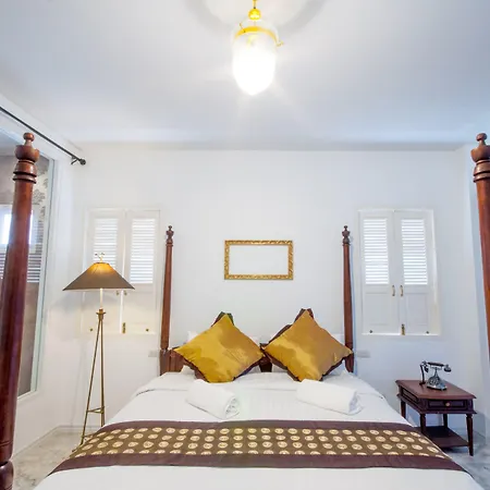 Dharasom' S Colonial House-2