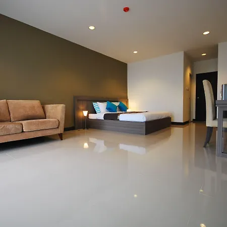 Baan Mina-2