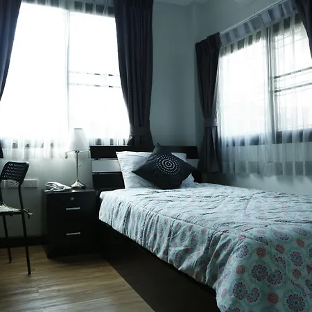 The Cube Sathorn Boutique Hotel: Modern Stay Near BTS Surasak-3