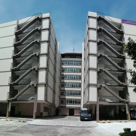 Studio Residence Sukhumvit 71-2