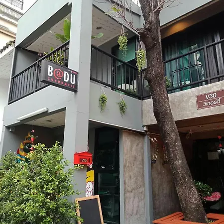Badu Sukhumvit Dormitory-3